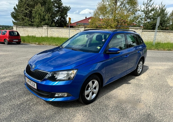 Skoda Fabia cena 29900 przebieg: 103000, rok produkcji 2017 z Świecie małe 407